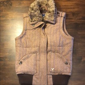 American Eagle Vest with Faux-Fur Collar - Size M